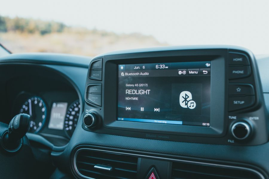 Autoestéreo Bluetooth para autos estacionados